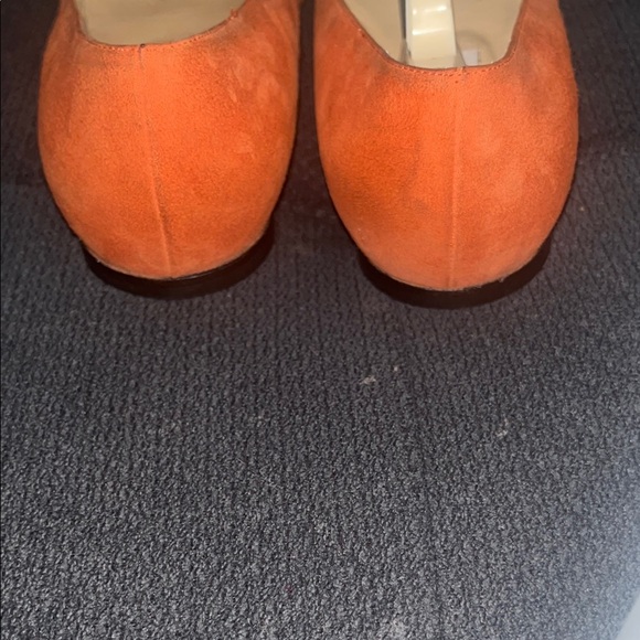 *JIMMY CHOO*  Orange Flats Elegant Suede Design - Picture 4 of 4